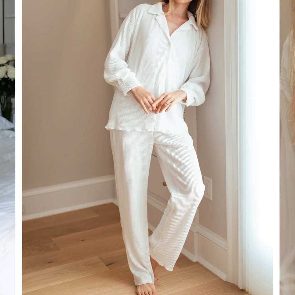 Women's Cream Ribbed Pajama Set - Soft Long Sleeve Top & Pants